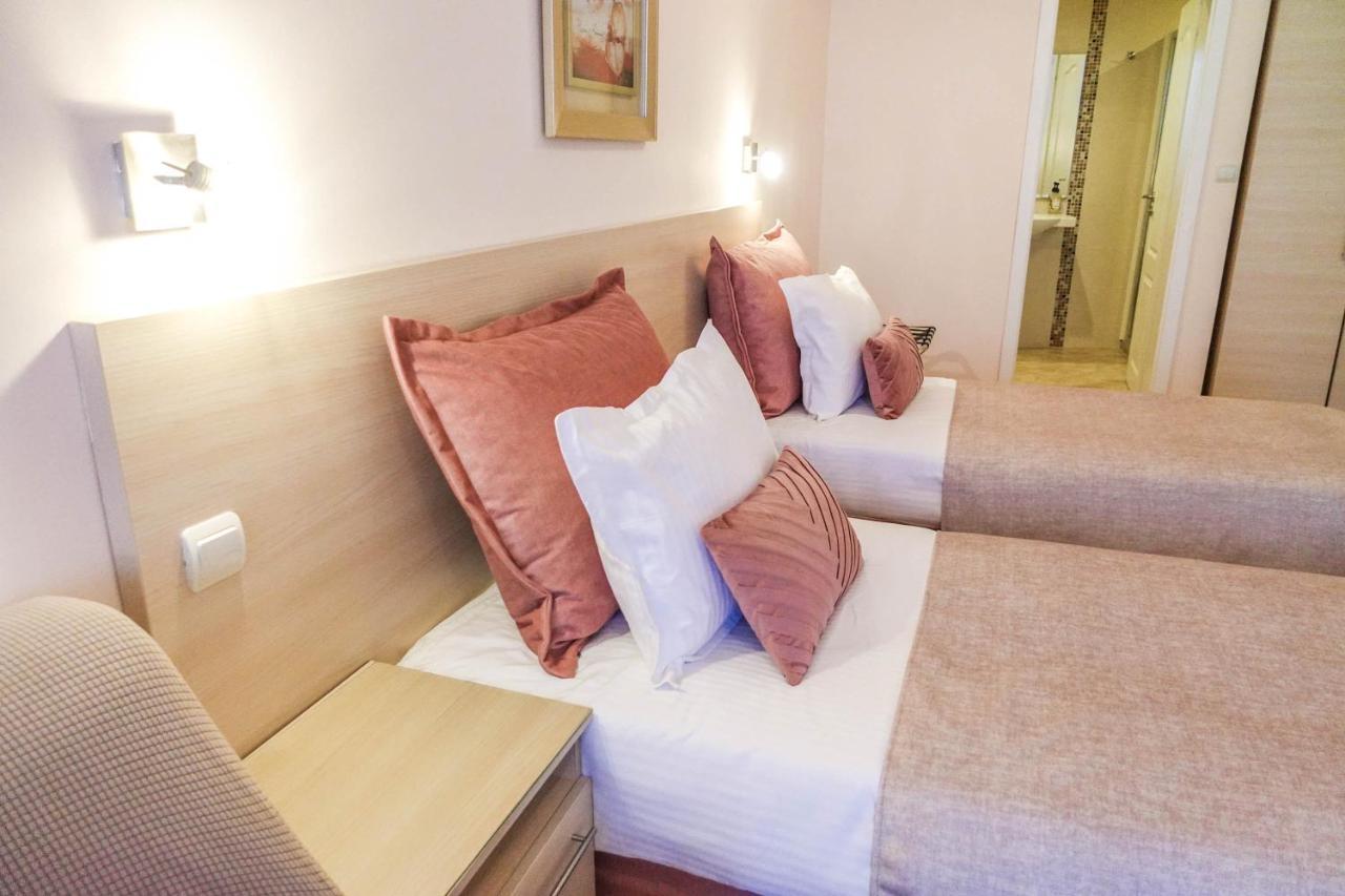 Hotel Acropolis Varna Extérieur photo
