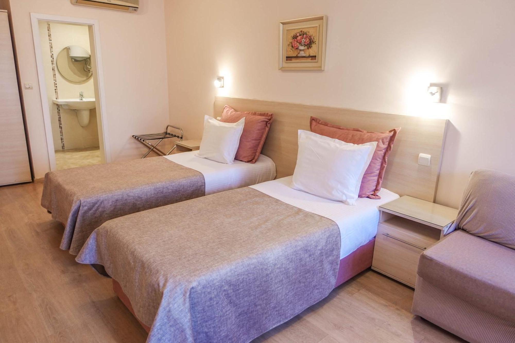 Hotel Acropolis Varna Extérieur photo