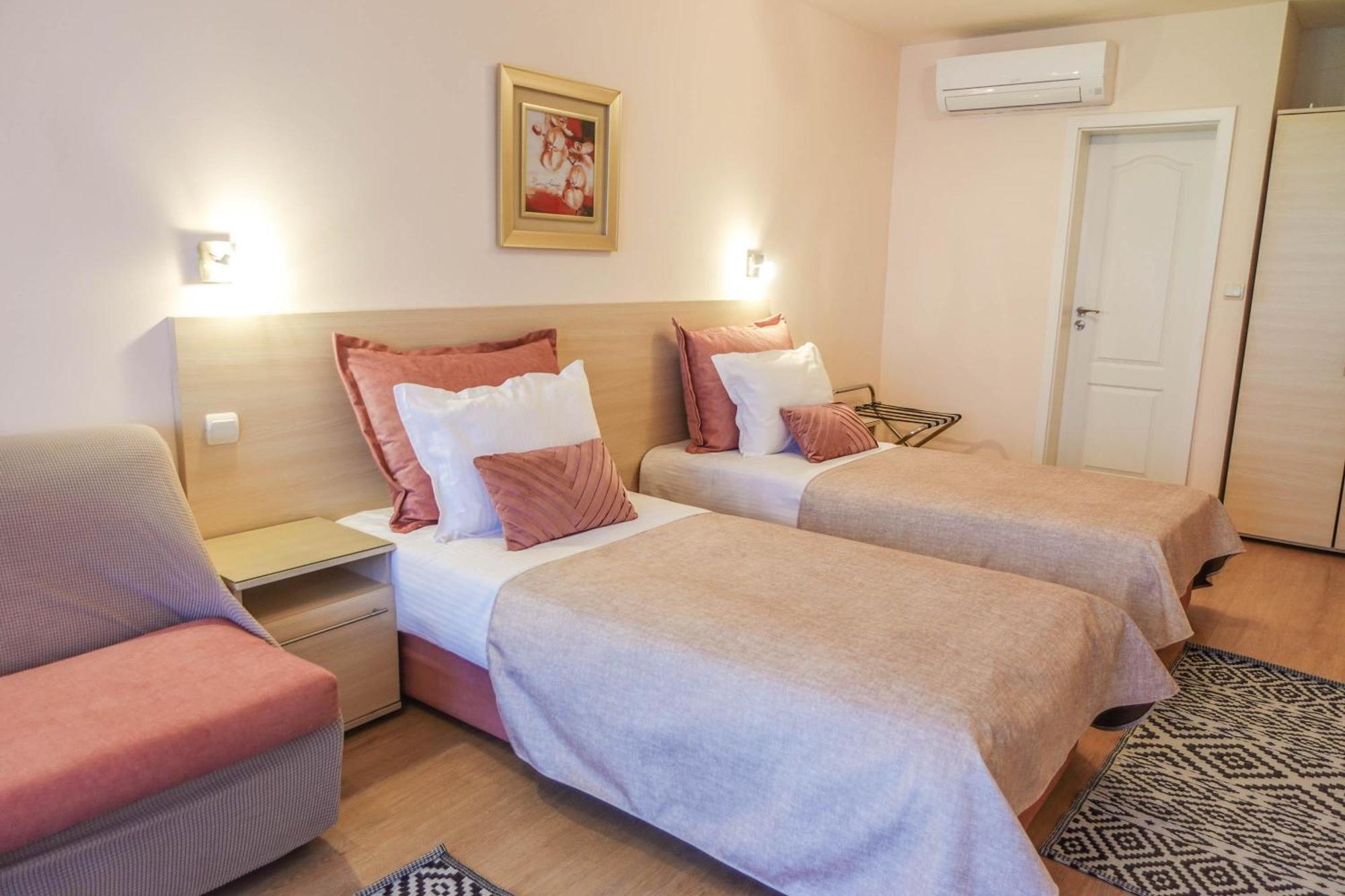 Hotel Acropolis Varna Extérieur photo