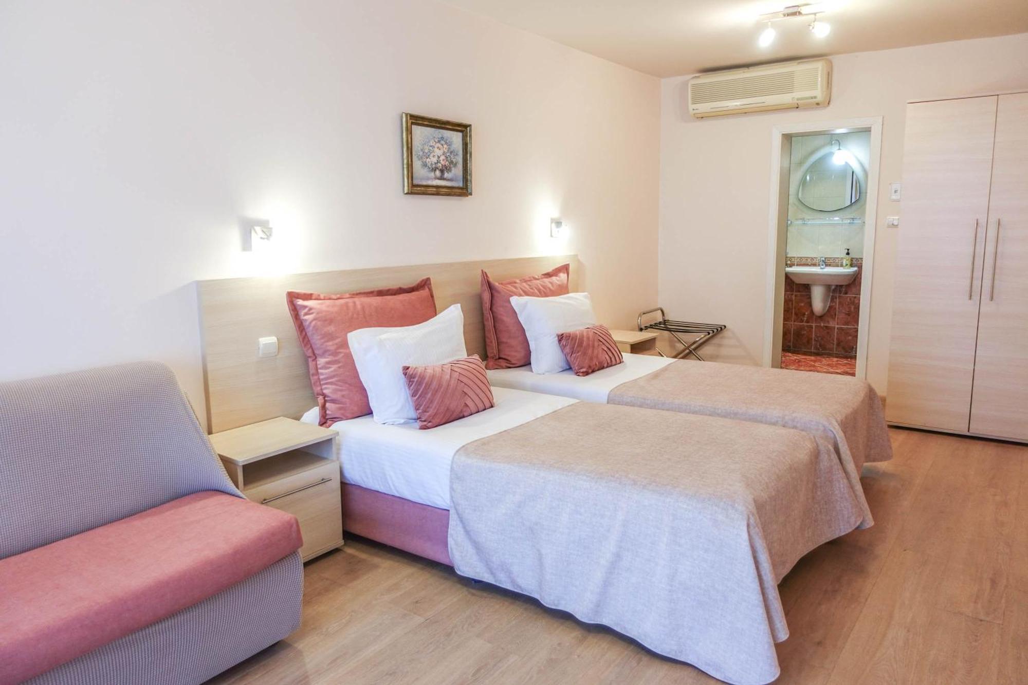 Hotel Acropolis Varna Extérieur photo