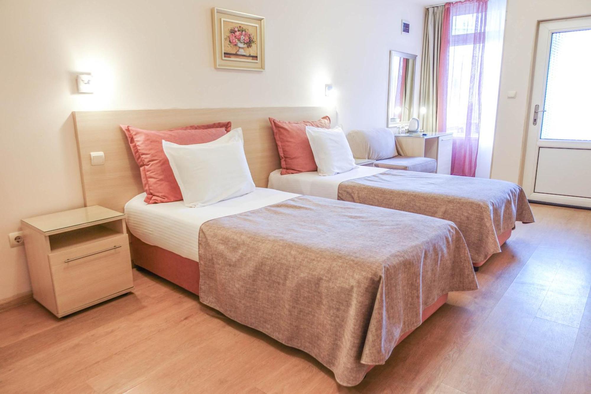 Hotel Acropolis Varna Extérieur photo