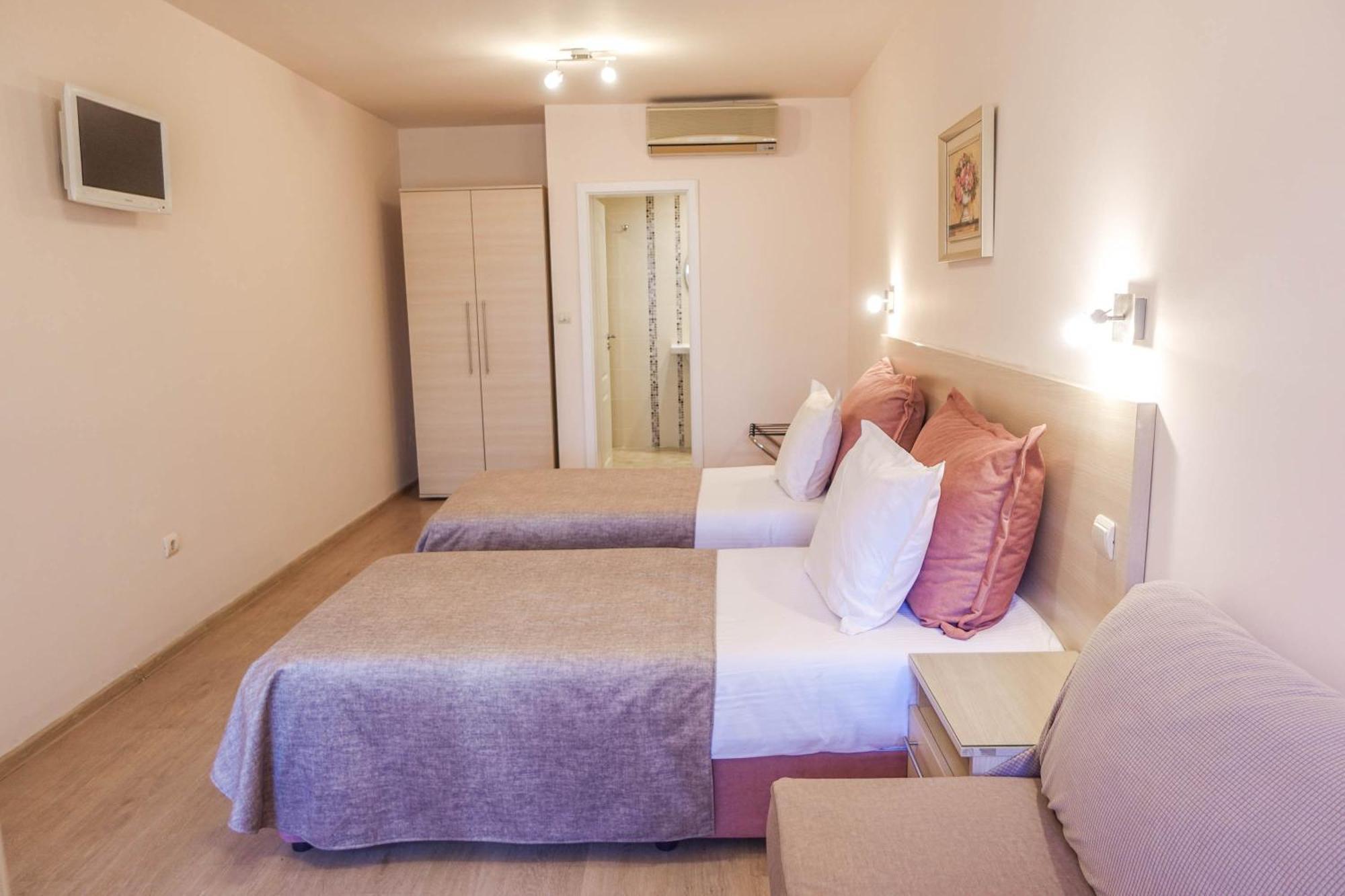Hotel Acropolis Varna Extérieur photo